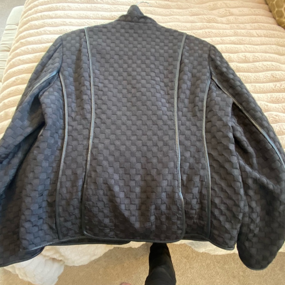 St John Coat - Picture 9 of 10